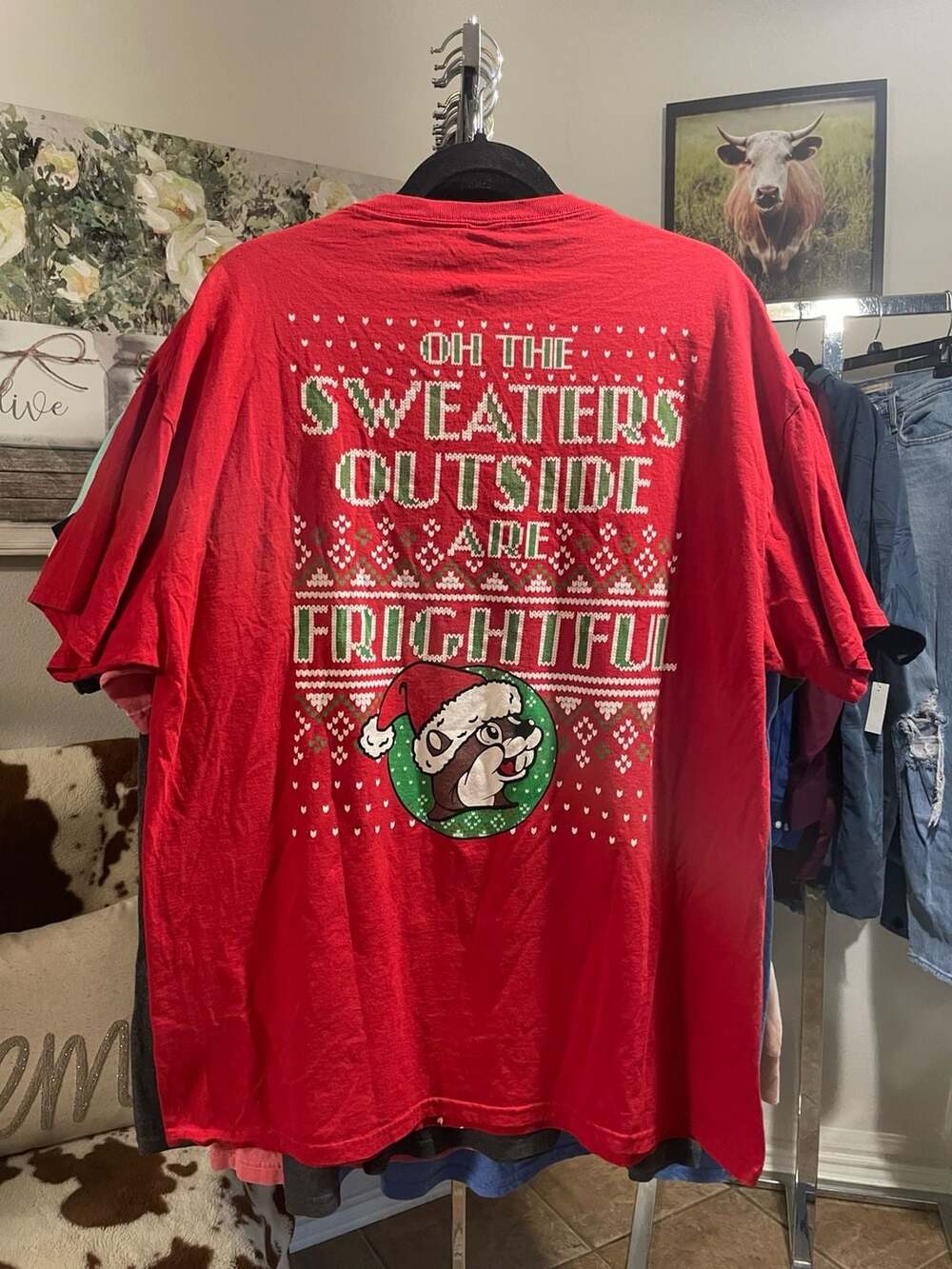 Buc-ee's Oh The Sweaters Outside Are Frightful Holiday Graphic T-Shirt